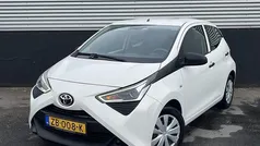 Wit Gebruikt 2019 Toyota Aygo Hatchback | € 9.900 (Eerlijke prijs)
