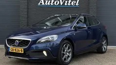 Gebruikt 2015 Volvo V40 CC Ocean Race Stationwagen | € 14.945 (Eerlijke prijs)