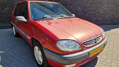 Rood Gebruikt 2000 Citroën Saxo Hatchback | € 995 (Eerlijke prijs)