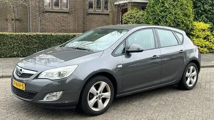 Occasion Opel Astra Edition 101 PK (74 kW) 2010 Hatchback
