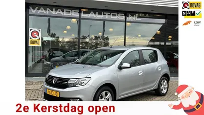 Grijs Gebruikt 2020 Dacia Sandero Comfort Hatchback | € 10.999 (Goede deal)