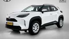 Wit Gebruikt 2025 Toyota Yaris Cross Active SUV | € 27.945 (Eerlijke prijs)