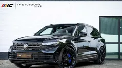 Zwart, metallic lak Gebruikt 2024 VW Touareg R SUV | € 84.995 (Eerlijke prijs)