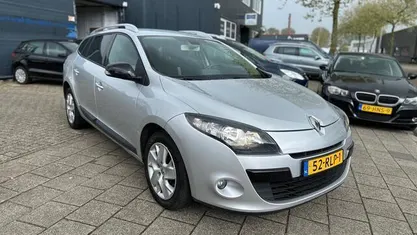 Grijs Gebruikt 2011 Renault Mégane GrandTour Stationwagen | € 3.749 (Eerlijke prijs)