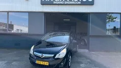 Zwart, andere lak Gebruikt 2011 Opel Corsa Cosmo Hatchback | € 5.450 (Eerlijke prijs)