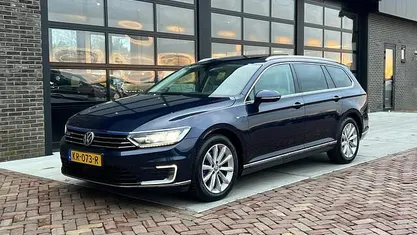 Occasion 2016 VW Passat GTE Stationwagen | € 14.975 (Eerlijke prijs)