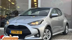 Gebruikt 2024 Toyota Yaris Hybrid Active Hatchback | € 23.400 (Eerlijke prijs)