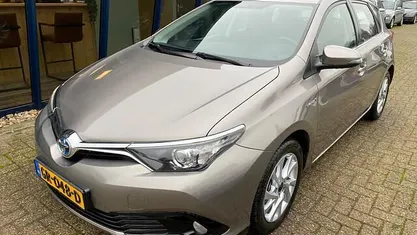 Gebruikt 2015 Toyota Auris Hatchback | € 11.945 (Eerlijke prijs)