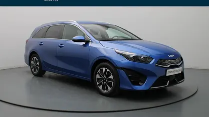 Occasion Kia Ceed 105 PK (77 kW) 2022 Blauw Hatchback