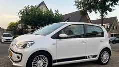 Gebruikt 2014 VW up! high up! Hatchback | € 6.980 (Eerlijke prijs)