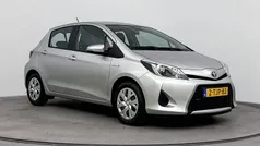 Gebruikt 2014 Toyota Yaris Hybrid Hatchback | € 11.999 (Eerlijke prijs)