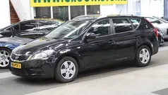 Gebruikt 2011 Kia Ceed Hatchback | € 3.944 (Eerlijke prijs)