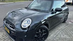 Gebruikt 2024 Mini John Cooper Works Sport Hatchback | € 38.999 (Eerlijke prijs)