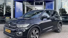 Zwart Gebruikt 2022 VW T-Cross R-line SUV | € 24.950 (Eerlijke prijs)