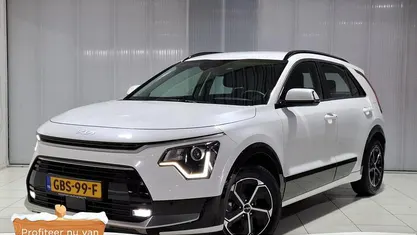 Snow white pearl Gebruikt 2024 Kia Niro SUV | € 30.950 (Super prijs)