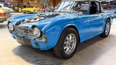 Blauw Gebruikt 1962 Triumph TR4 Cabriolet | € 24.000