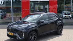 Zwart Gebruikt 2022 Toyota Yaris Cross SUV | € 27.690 (Eerlijke prijs)