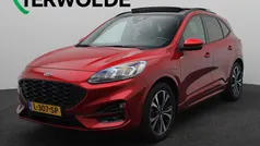 Gebruikt 2020 Ford Kuga ST-Line X SUV | € 26.840 (Eerlijke prijs)