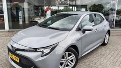 Grijs Gebruikt 2020 Toyota Corolla Active Hatchback | € 21.495 (Eerlijke prijs)