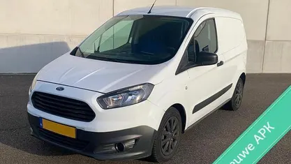 Occasion Ford Transit 75 PK (55 kW) 2017 Wit Sedan