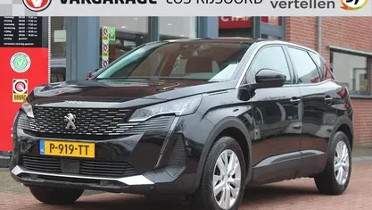 Zwart Occasion 2022 Peugeot 3008 Business-Line SUV | € 19.785 (Goede deal)