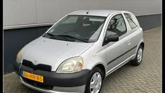 Gebruikt 2001 Toyota Yaris Terra Hatchback | € 1.350 (Eerlijke prijs)