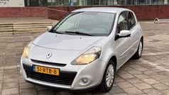 Grijs Gebruikt 2011 Renault Clio II Collection Hatchback | € 2.845 (Eerlijke prijs)