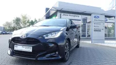 Zwart Gebruikt 2022 Toyota Yaris Hatchback | € 21.895 (Eerlijke prijs)