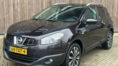 Paars (metallic) Occasion 2012 Nissan Qashqai SUV | € 4.999 (Goede deal)