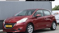 Rood Gebruikt 2012 Peugeot 208 Active Hatchback | € 4.500 (Eerlijke prijs)