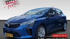 Gebruikt 2024 Renault Clio V Evolution Hatchback | € 17.230 (Eerlijke prijs)