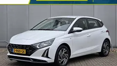 Wit Gebruikt 2024 Hyundai i20 Comfort Hatchback | € 22.435 (Eerlijke prijs)