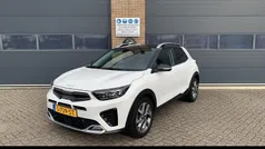 Wit Gebruikt 2023 Kia Stonic GT-Line SUV | € 23.745 (Eerlijke prijs)