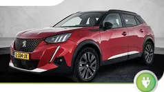 Rood, metallic lak Gebruikt 2021 Peugeot e-2008 GT SUV | € 18.725 (Eerlijke prijs)