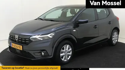 Grijs Occasion 2021 Dacia Sandero Comfort Hatchback | € 14.935 (Eerlijke prijs)
