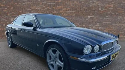 Occasion Jaguar XJ 238 PK (175 kW) 2008 Blauw, metallic lak Sedan