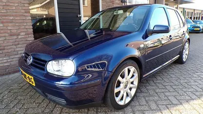 Blauw Occasion 2003 VW Golf IV Highline Hatchback | € 3.900 (Eerlijke prijs)