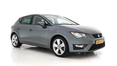 Grijs Gebruikt 2016 Seat Leon CONNECT Hatchback | € 10.945 (Eerlijke prijs)