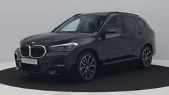 Zwart, metallic lak Gebruikt 2021 BMW X1 M Sport SUV | € 29.400 (Goede deal)