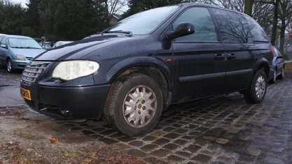 Occasion Chrysler Voyager 147 PK (108 kW) 2006 Zwart MPV