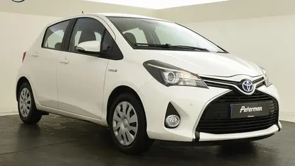 Occasion 2019 Toyota Yaris Hybrid Trend Hatchback | € 14.799 (Super prijs)