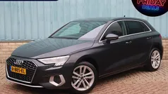 Grijs Gebruikt 2022 Audi A3 Sportback Advanced Hatchback | € 23.890 (Eerlijke prijs)