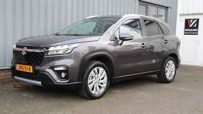 Occasion 2025 Suzuki SX4 S-Cross SUV | € 24.850 (Super prijs)