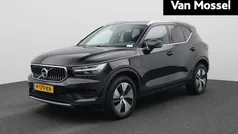 Zwart Gebruikt 2022 Volvo XC40 Inscription SUV | € 27.400 (Super prijs)