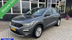 Gebruikt 2021 VW T-Roc Style SUV | € 19.649 (Eerlijke prijs)