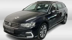 Zwart Gebruikt 2021 VW Passat Business Stationwagen | € 20.950 (Goede deal)