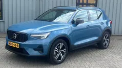 Blauw Gebruikt 2023 Volvo XC40 Plus SUV | € 43.500 (Eerlijke prijs)