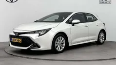 Wit Gebruikt 2024 Toyota Corolla Hybrid Active Hatchback | € 29.945 (Goede deal)