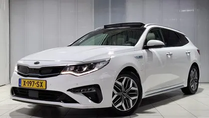 Wit Occasion 2019 Kia Optima Stationwagen | € 20.900 (Eerlijke prijs)