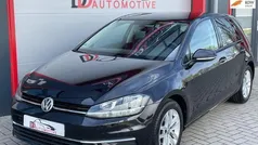 Zwart Gebruikt 2019 VW Golf VII Highline Hatchback | € 12.750 (Super prijs)